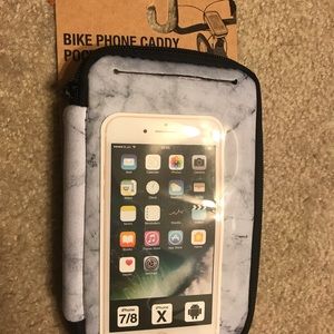 Applie iPhone bike accessory